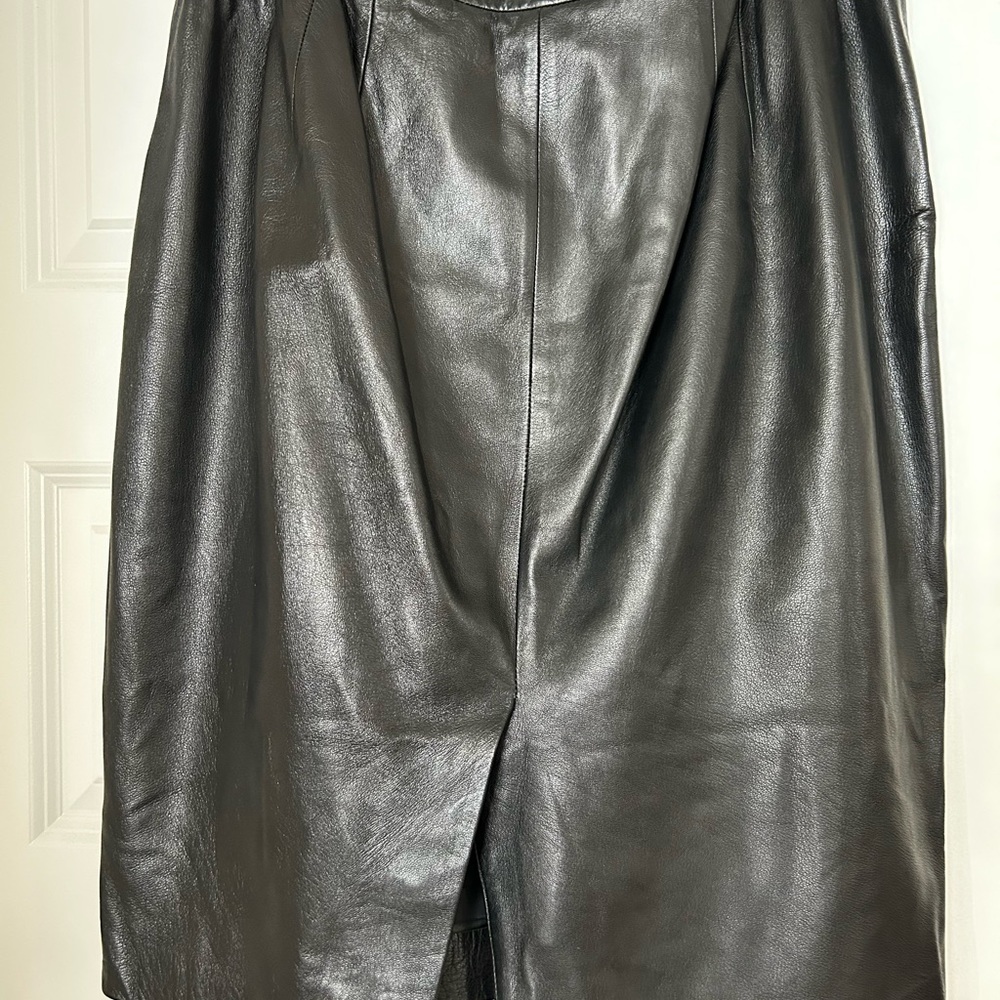 Liz Claiborne Rich Black Lambskin Leather Pencil Skirt - Picture 2 of 8